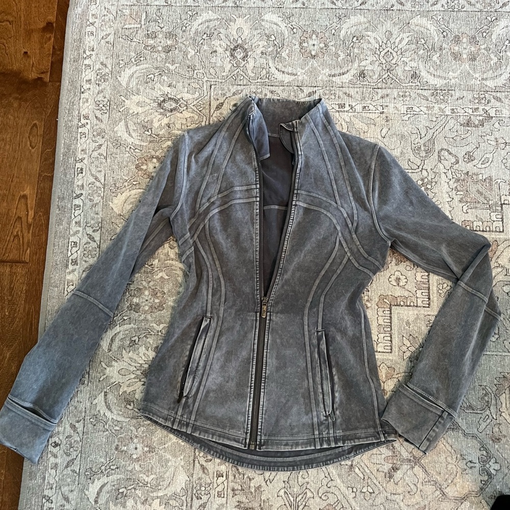Lululemon Size 6 jacket